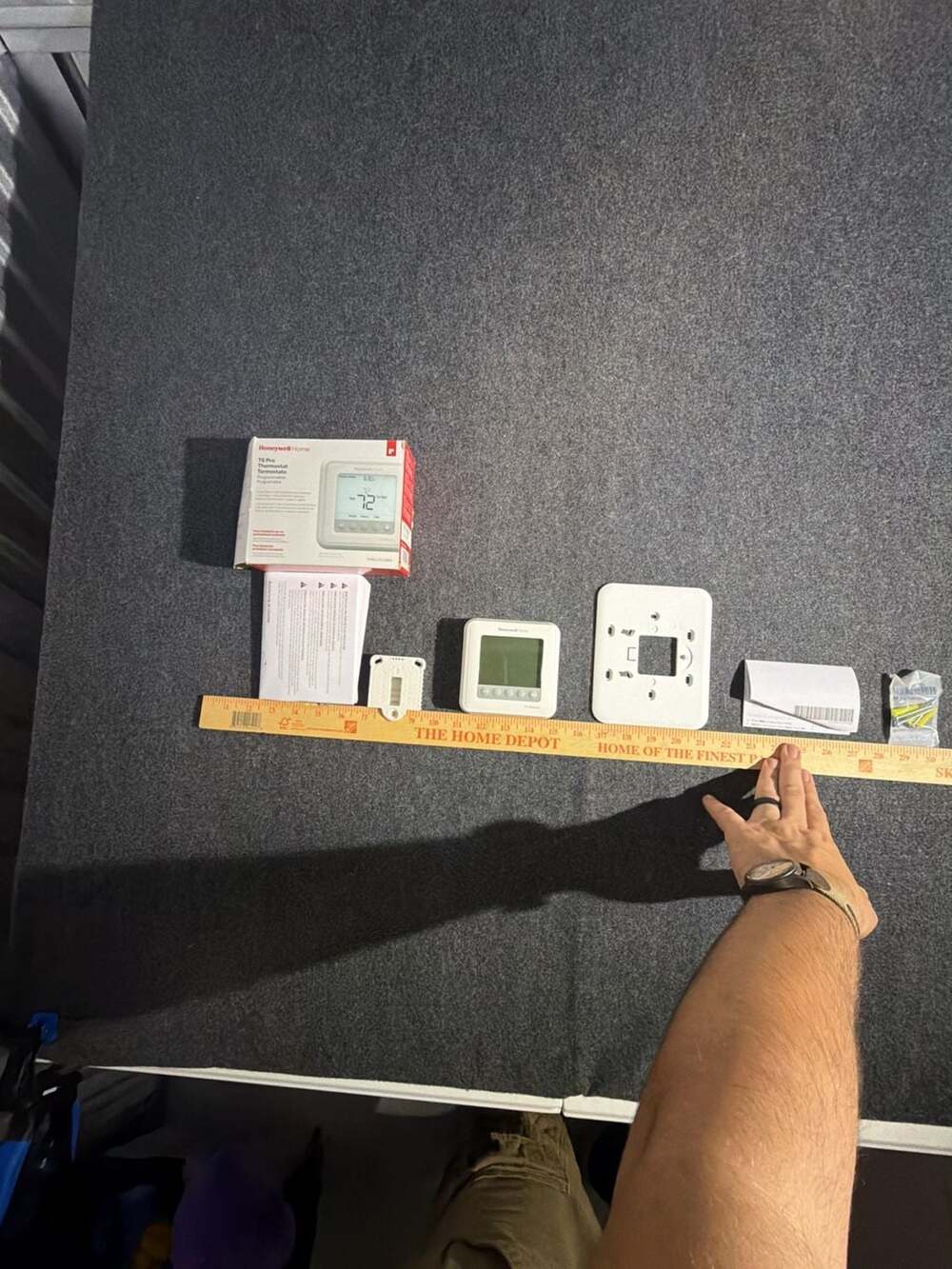 Honeywell Home T6 Pro Programmable Thermostat TH6210U2001